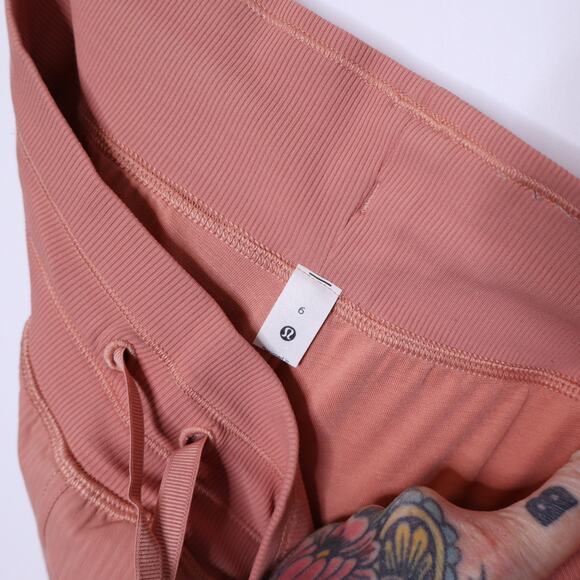 LULULEMON Dance Studio Mid-Rise Lined Jogger Pink Savannah Stretch Women's 6 - Picture 9 of 9